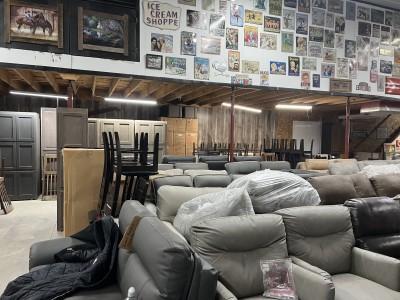 Handshoe's Flea Market & Salvage LLC, Rome City, Indiana