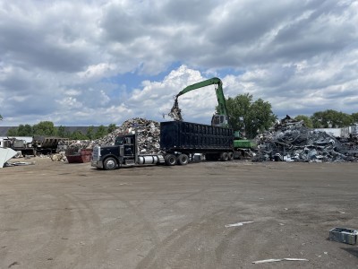 Illiana Semi Truck & Trailer Recycling