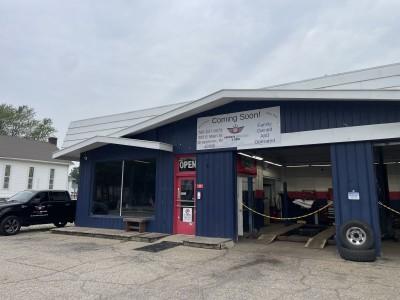 American Quick Lube & Tires, Greentown, Indiana