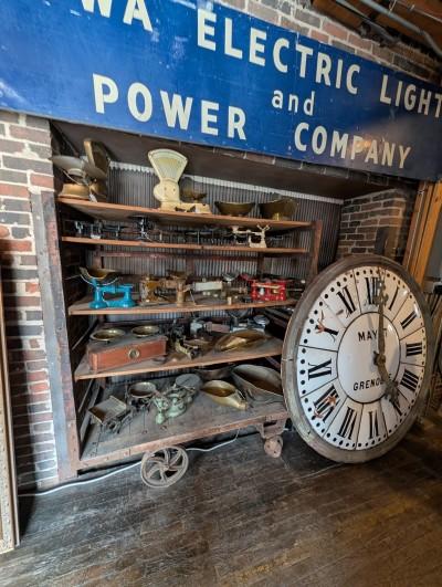 West End Architectural Salvage, Des Moines, Iowa