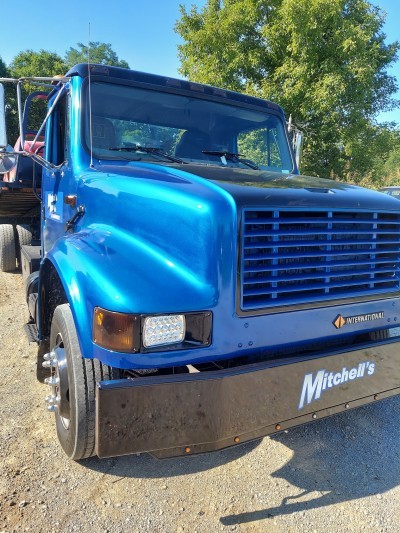 Mitchell's Towing and Service