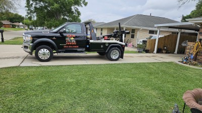 J&R Towing