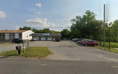 Hubcaps automotive center