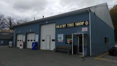 Dracut Tire Shop, Dracut, Massachusetts