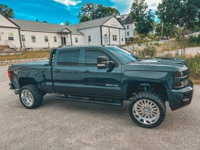 Mike's Auto Body