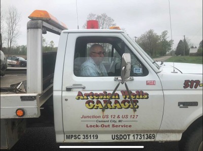 Artesian Wells Garage & Wrecker Service