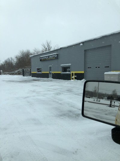 FAMILY AUTO PARTS AND SERVICE
