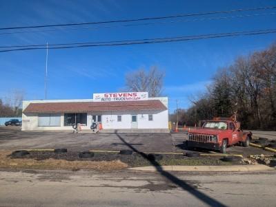 Stevens Auto & Truck Sales, Temperance, Michigan