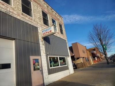 Nygaard Auto Services & Repair, Kenyon, Minnesota