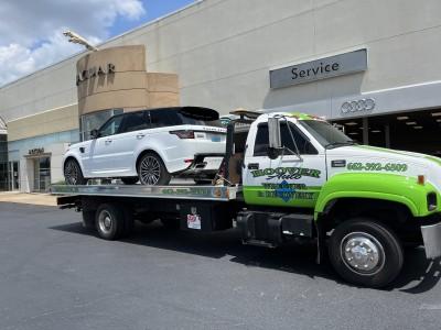 Hoover Auto & Wrecker Service, Carrollton, Mississippi