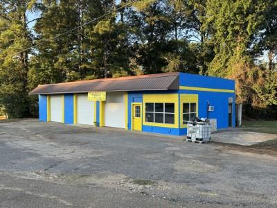 In & Out Autocare, Decatur, Mississippi