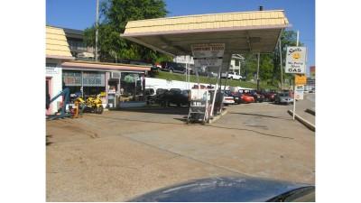 Downtown Texaco, Branson West, Missouri