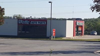 O'Reilly Auto Parts, Pleasant Hill, Missouri