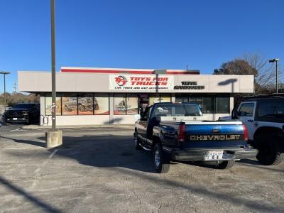 Toys For Trucks, North Kansas City, Missouri