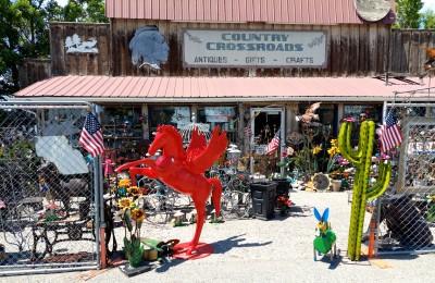 Country Crossroads Antiques, Big Timber, Montana