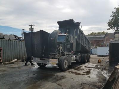 La Kalle Truck Parts, Kearny, New Jersey