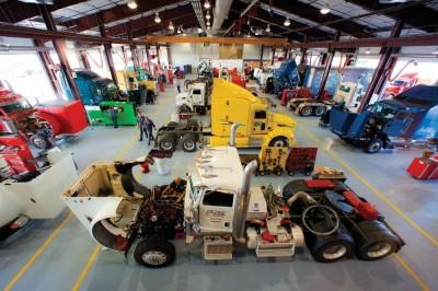 EXIT 8 TRUCK PARTS & SERVICE, East Windsor, New Jersey