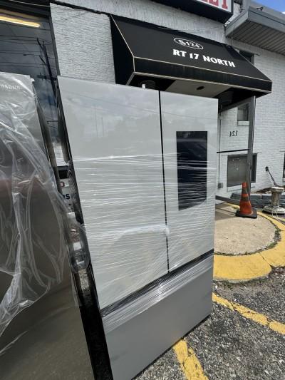 DISCOUNT APPLIANCE WAREHOUSE, Paramus, New Jersey