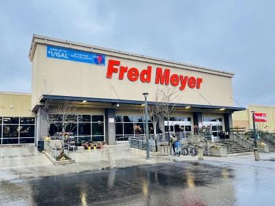 Fred Meyer, Seattle Hill, Washington