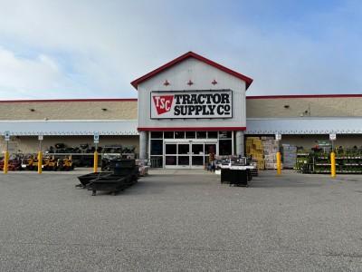 Tractor Supply Co., Calverton, New York