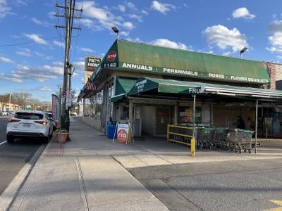 Pat's Farms Market