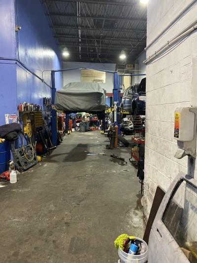Sam's Automotive Repair, North Bergen, New Jersey