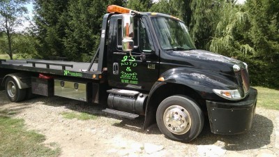 J's Auto and Towing