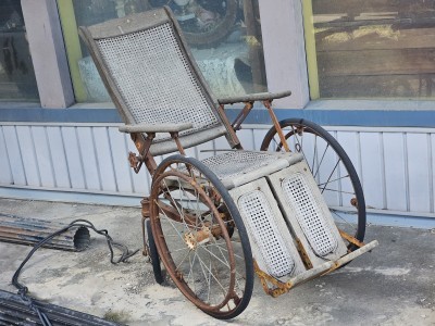 Righi's Redemption Center