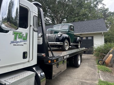 T&J Towing Service.LLC