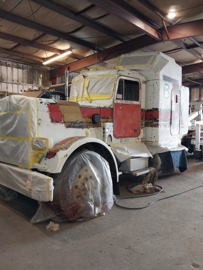 Oliver's Truck Center & Salvage Inc.