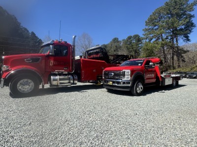 Barnes Wrecker - Cars & Heavy Duty Semi Truck Towing