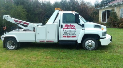 Dickey Wrecker Service