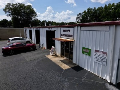Smith's Automotive & Wrecker