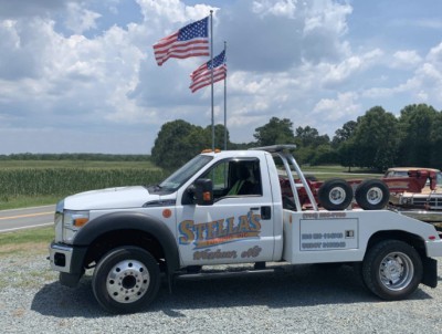 Stella's Towing & Truck Repair