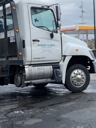 Mooney's Towing & Auto Repair