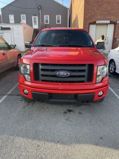 John's Body Shop & Towing
