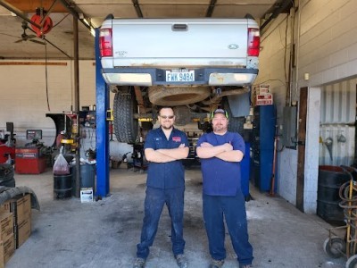 Red's Auto Center