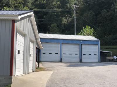 Jim Howard and Son Body Shop & Towing