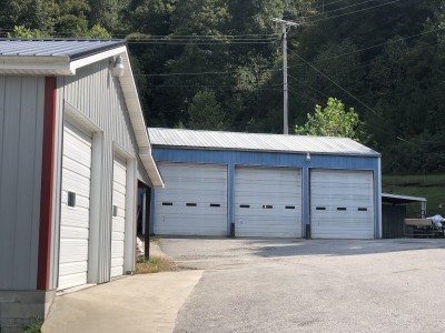 Jim Howard and Son Body Shop & Towing