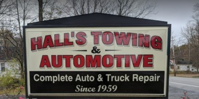 Hall's Towing