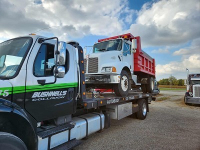 Bushnell's Collision & Towing