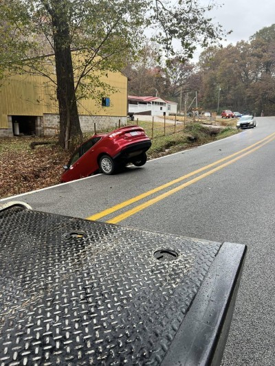 DOWNTOWN TOWING