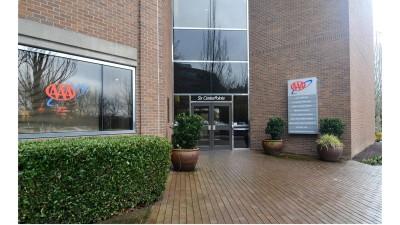AAA Lake Oswego Service Center