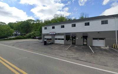 P & W Auto Services, Venetia, Pennsylvania