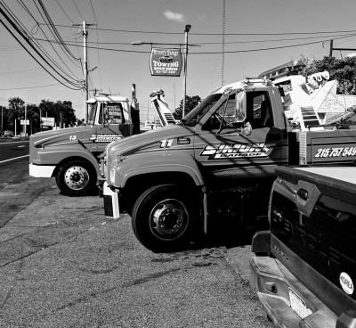 Simon's Garage & Towing