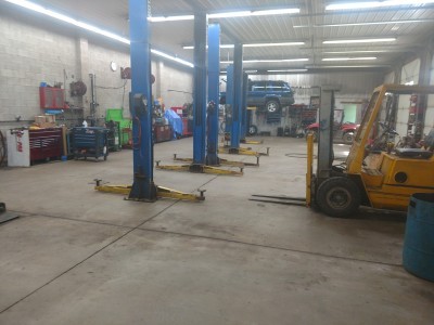 Fess's Auto Center Inc