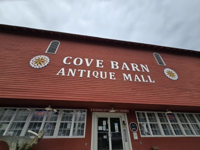 The Cove Barn LLC
