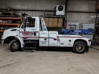 Mike's Auto & Towing LLC