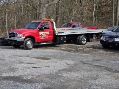 Quan's Automotive & Towing