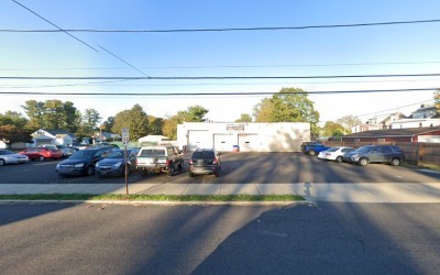 Tom's Auto Body & Service Center